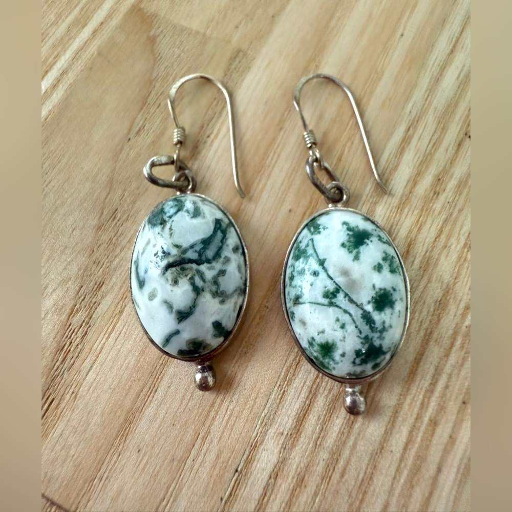 Vintage southwestern style 925 Sterling silver stone dangle earrings